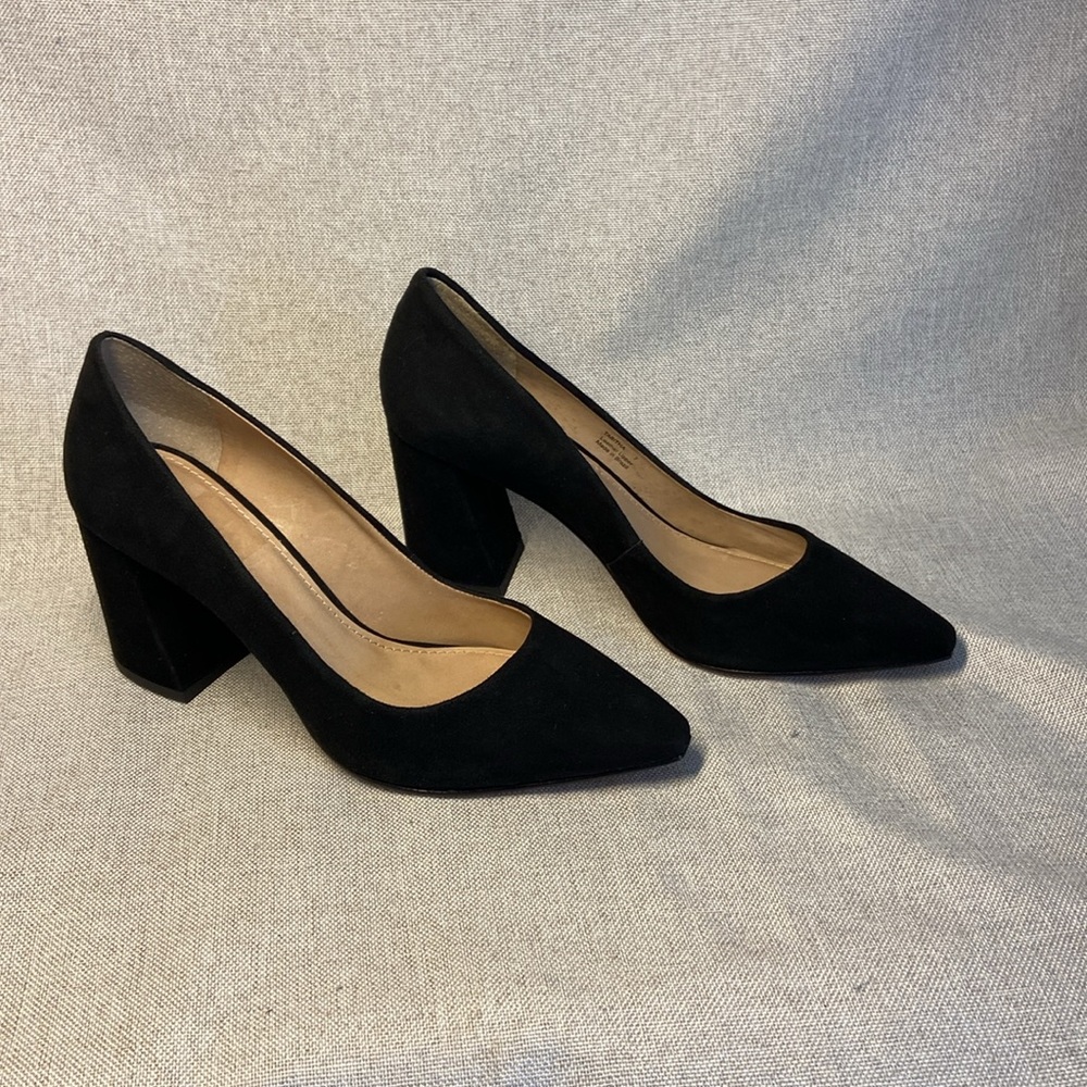 Botkier Tabitha Pointed Toe Pump Suede Women’s Shoes. Size 7
